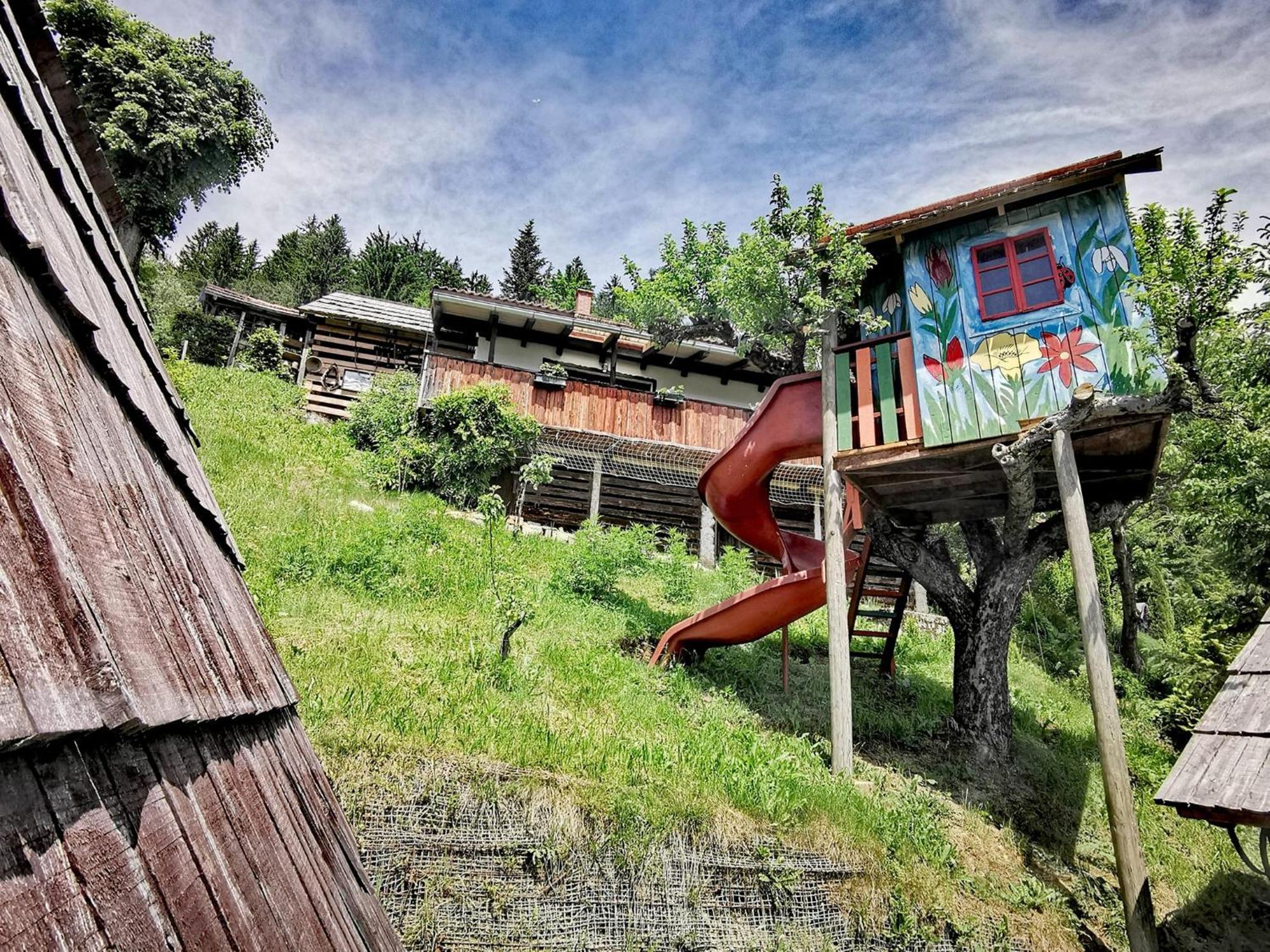 Glamping Mm Hotel Muta Exterior foto